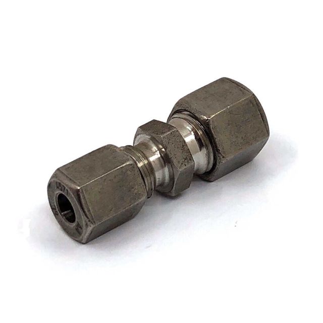 Straight reducer couplings L